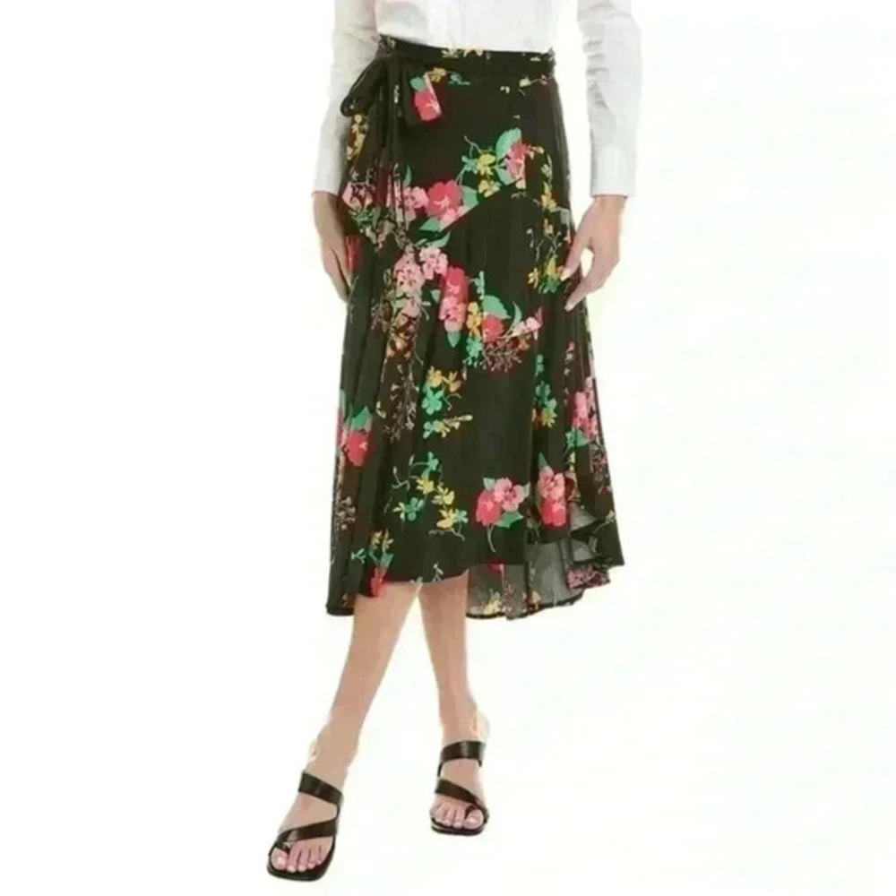 Cabi Drama Skirt Black Floral Print Black Wrap Midi Style Sizeā Medium Womens